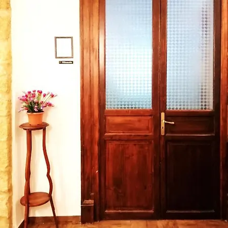 Bed & Breakfast Centro900 3*