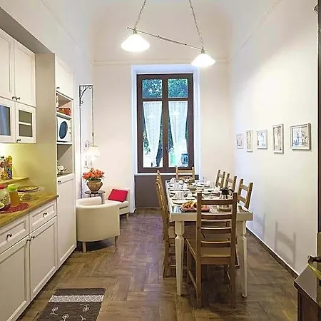 Alojamento de Acomodação e Pequeno-almoço Centro900 4*