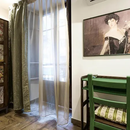 Centro900 Oda ve Kahvaltı Palermo