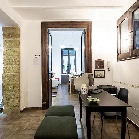 Oda ve Kahvaltı Centro900 Palermo